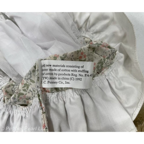 Porcelain Doll 16 Inch Cloth Body Tag Marked J.C. Penney 1992 Blonde Hat No Box - Picture 6 of 6